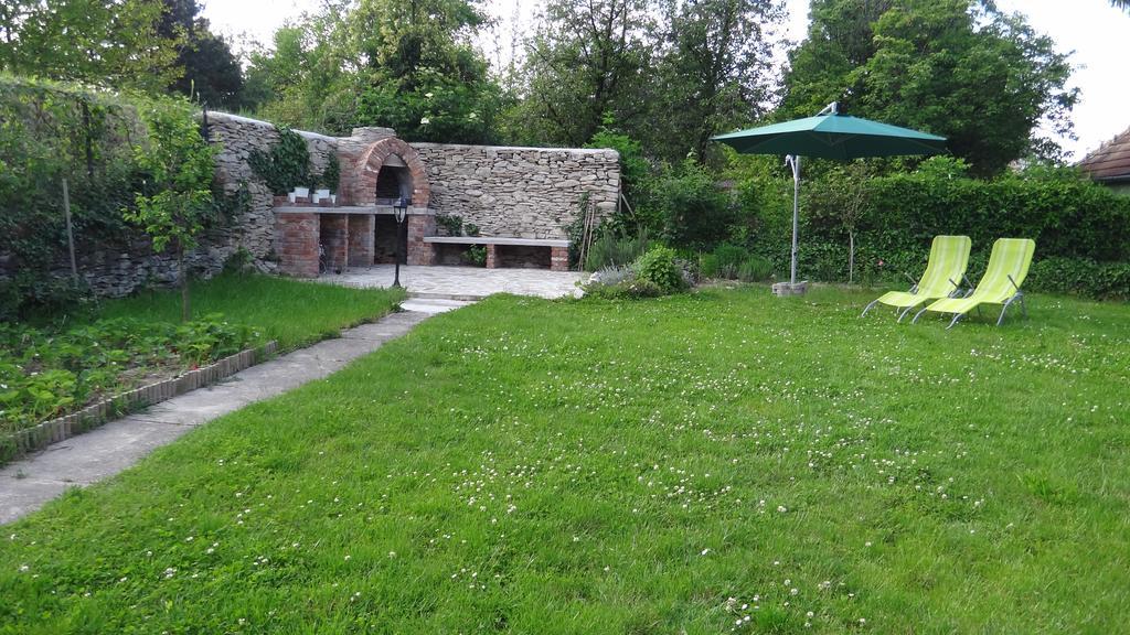 Park Apartman Hévíz Bagian luar foto